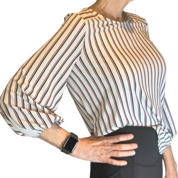 Adrianna Papell 3/4 Sleeve Top in Light Gray with  Red and Blue Stripes Size S - Picture 1 of 6